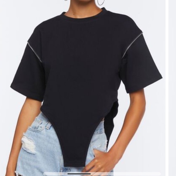 Forever21 Curved Hem Cropped Tee - Picture 1 of 6